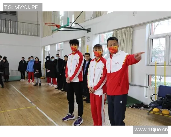 杨军专访：从乒乓球新星到冠军教练的成长之路回顾